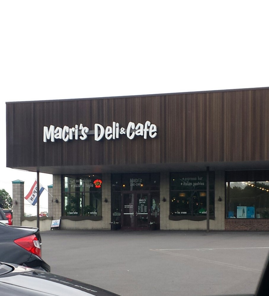 Macri’s Deli & Cafe