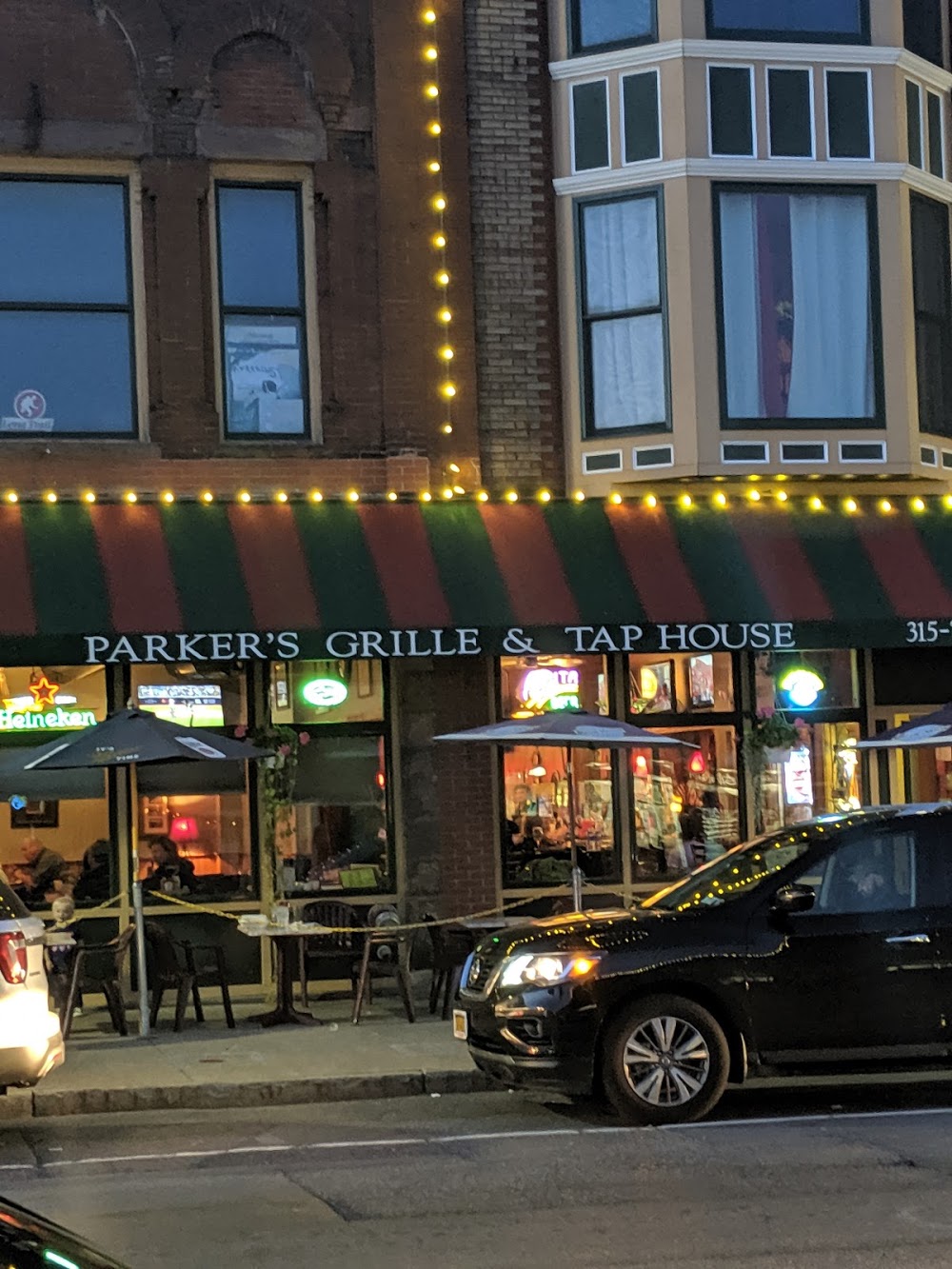 Parker’s Grille & Tap House