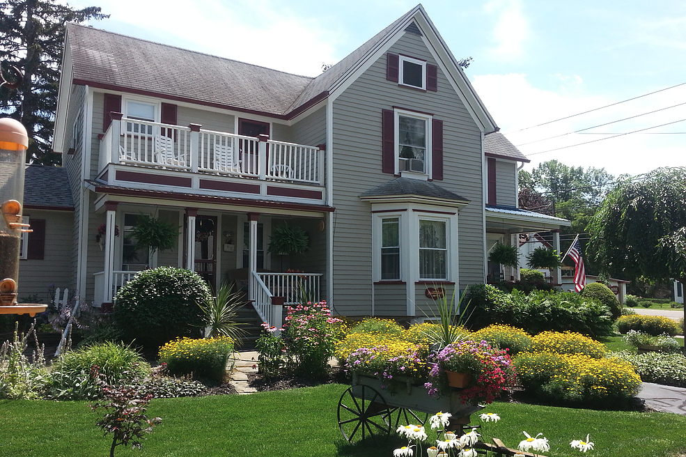 Amity Rose Bed and Breakfast